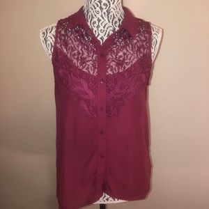 H&M lace red button down top